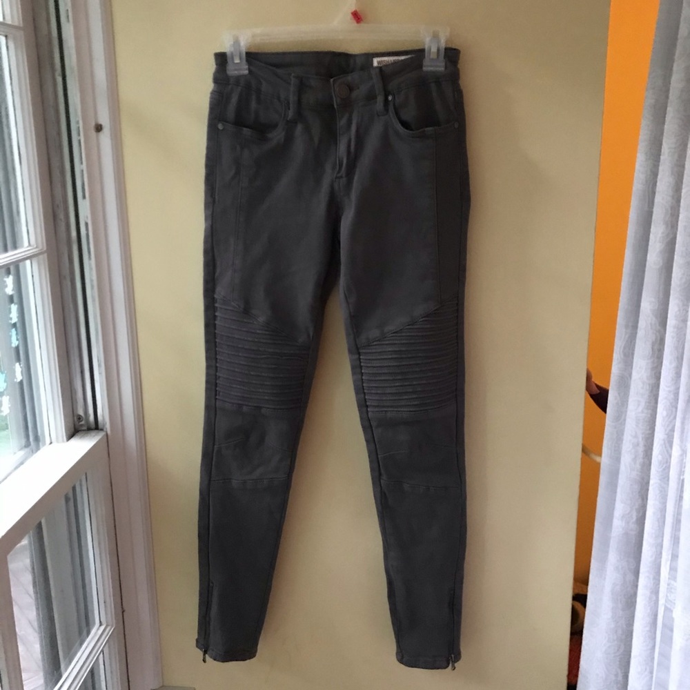 Wishlist Grey jeans size small